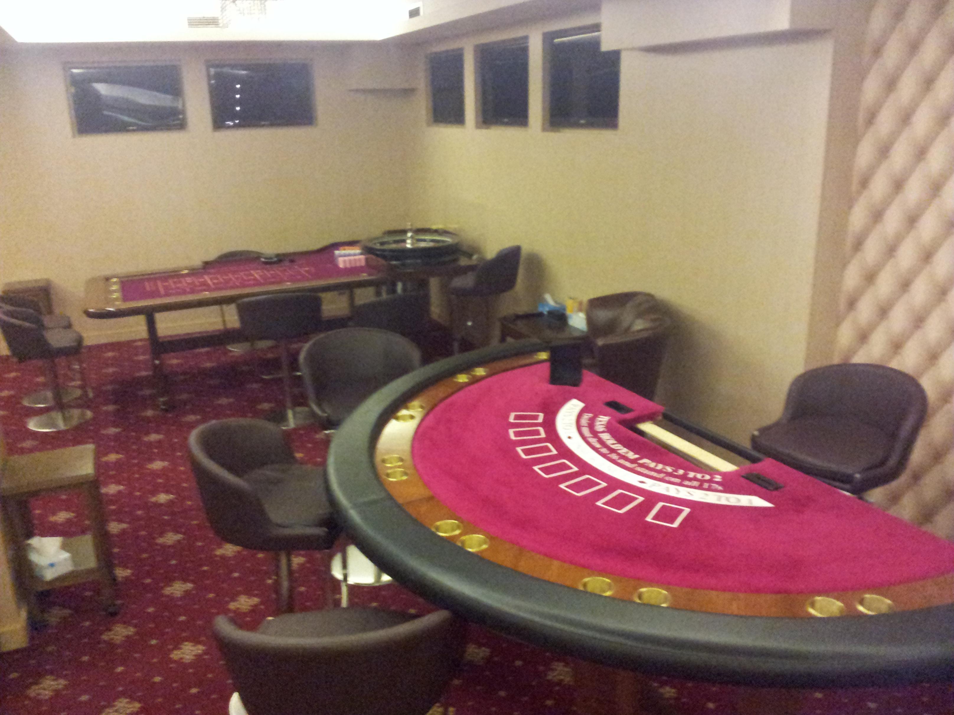 17 συλλήψεις σε παράνομο καζίνο στην Αθήνα – Είχαν στήσει ολόκληρο σύστημα παρακολούθησης