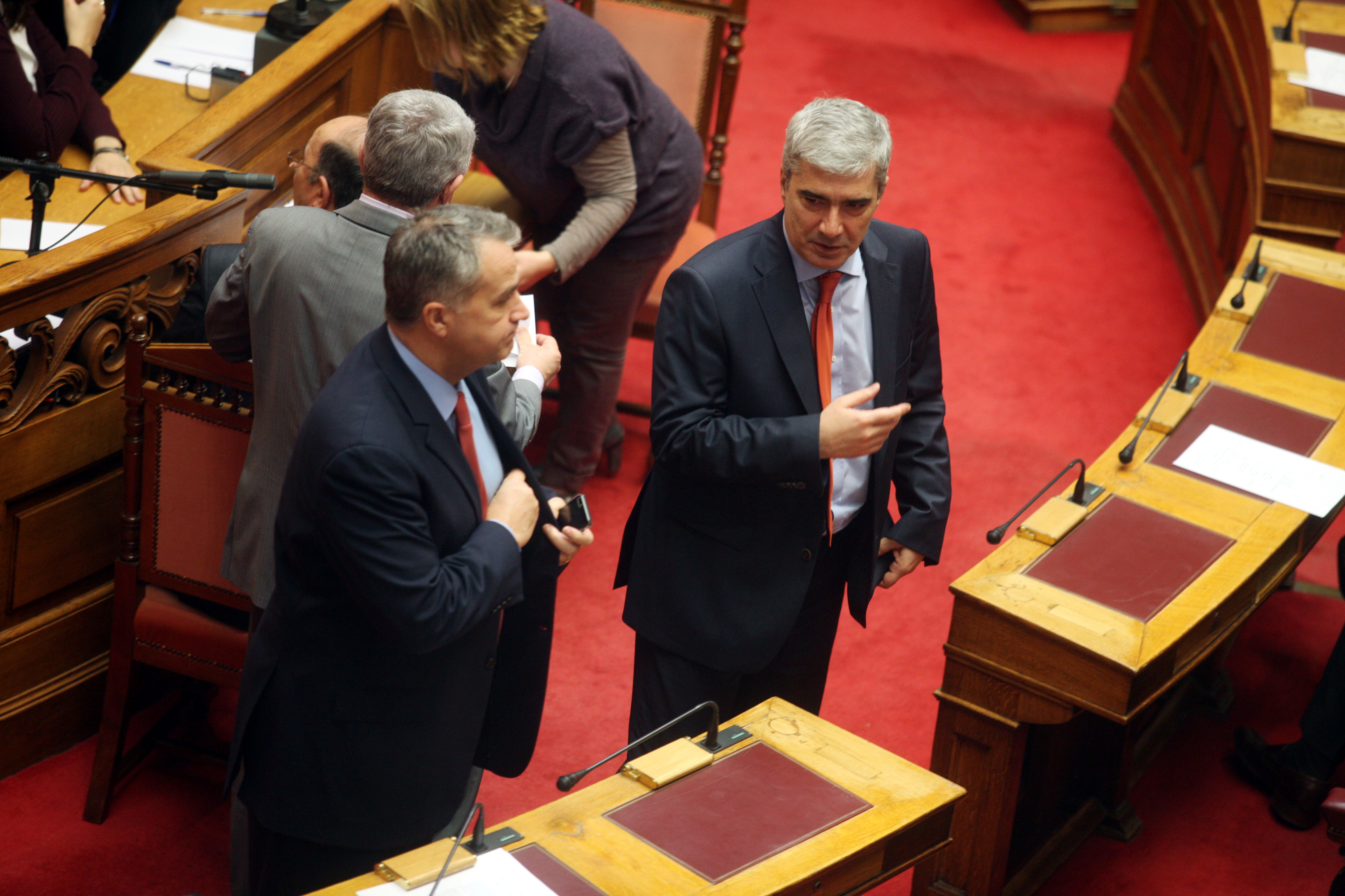 Το νόμισμα η αφορμή για νέα κόντρα Κεδίκογλου – ΣΥΡΙΖΑ