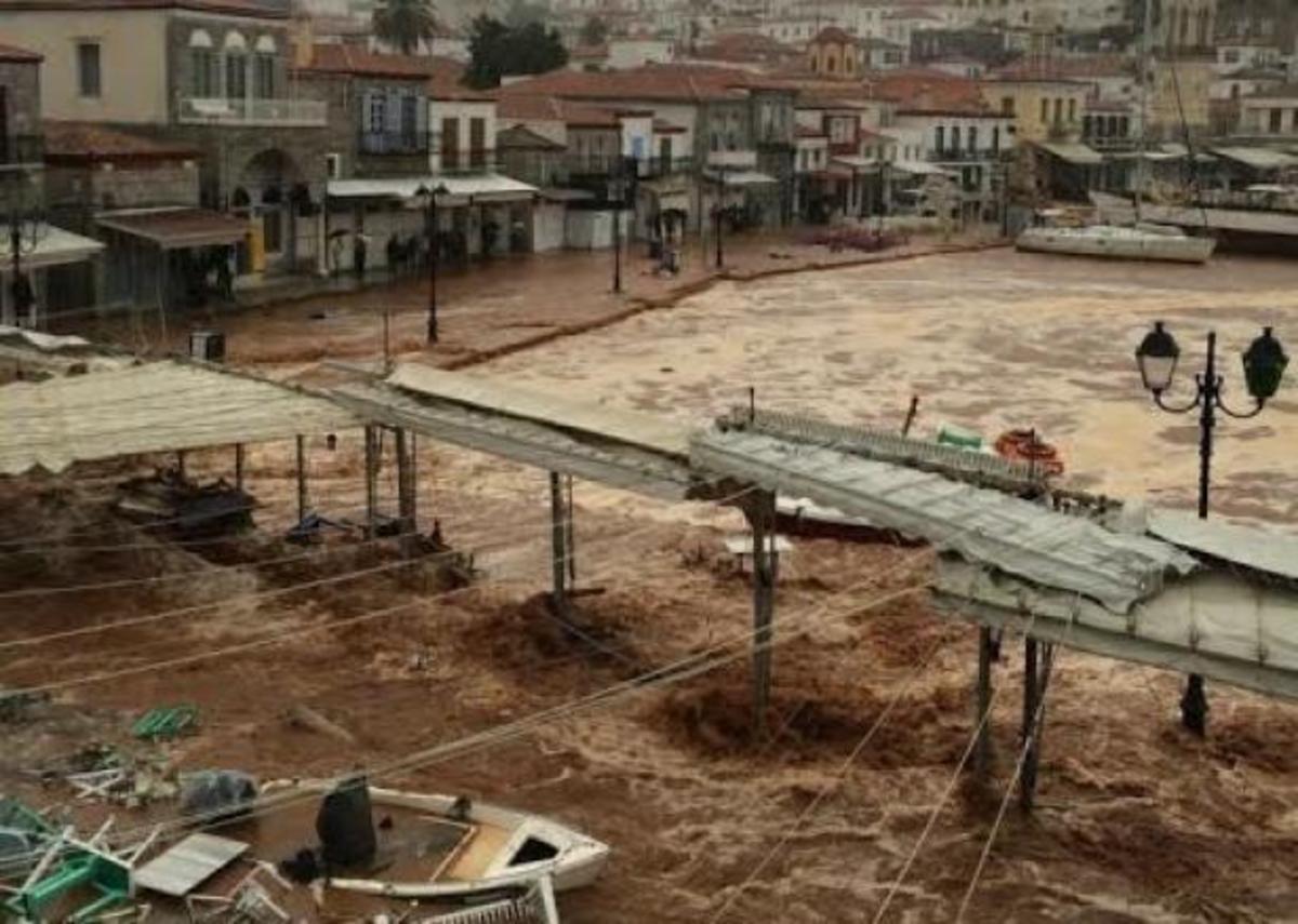 Εικόνες που κόβουν την ανάσα! Η Ύδρα “πνίγηκε” από την κακοκαιρία!