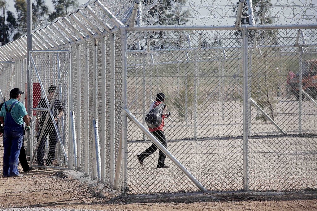 Νέα κέντρα υποδοχής μεταναστών σε Μυτιλήνη και Ρόδο – Επέκταση του Ξένιου Δία σε Πάτρα και Κόρινθο