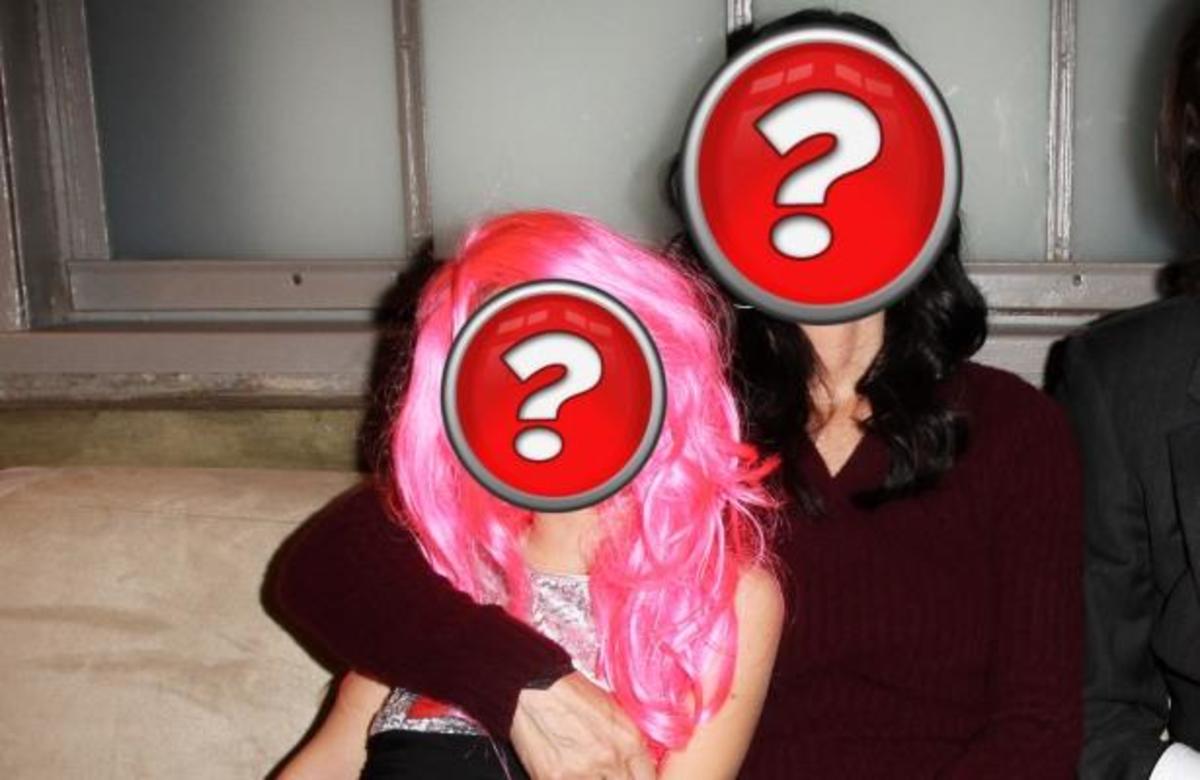 Ποια 8χρονη κόρη διάσημης ηθοποιού εμφανίστηκε με ροζ περούκα;