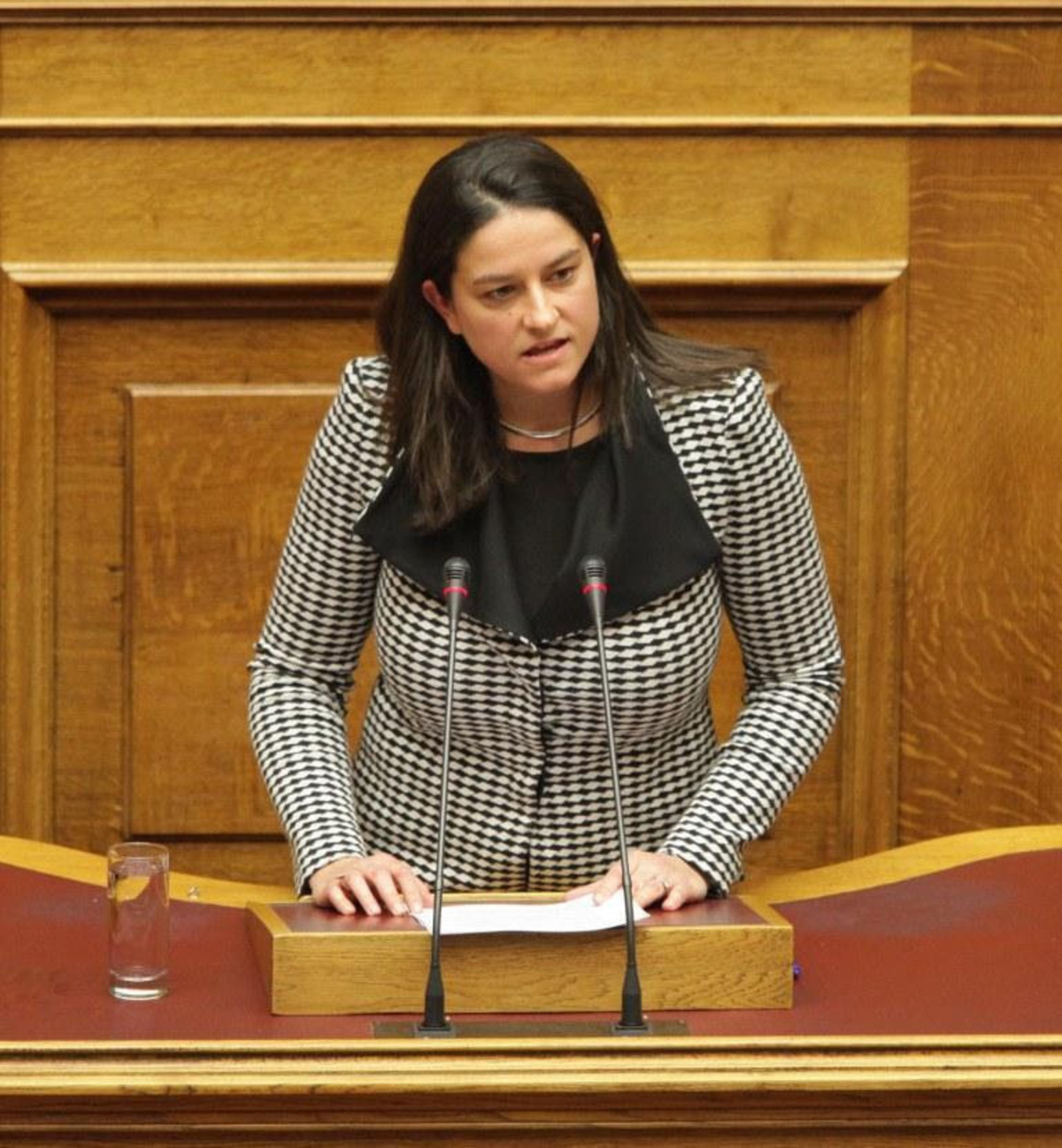 Eρώτηση 43 βουλευτών της ΝΔ για την ενίσχυση της επιχειρηματικότητας