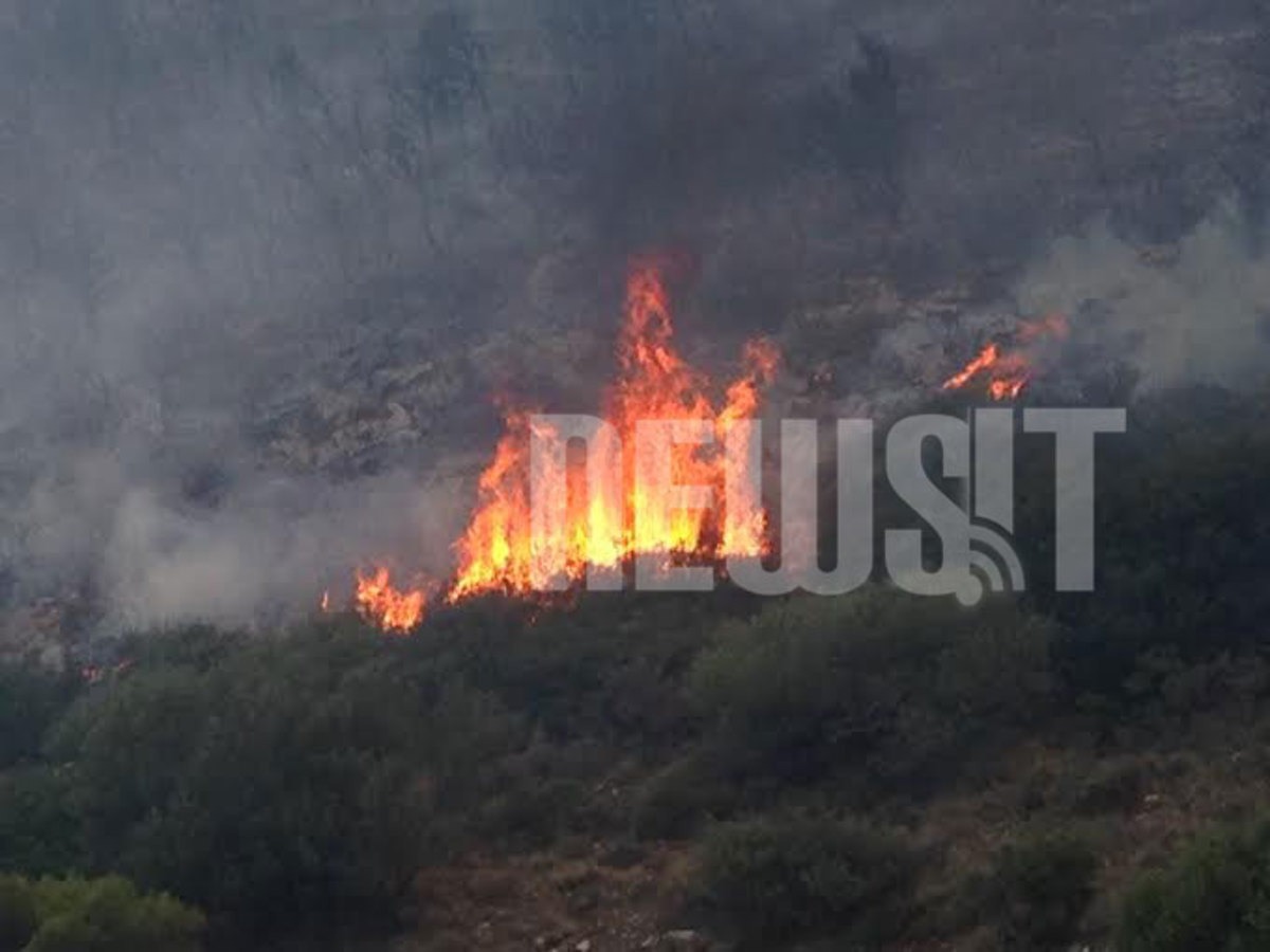 Κόλαση φωτιάς στην Κερατέα – Τρία τα μέτωπα, σαφείς οι ενδείξεις για εμπρησμό – Κάτοικοι: Η αστυνομία είπε να εκκενώσουμε τα σπίτια μας!