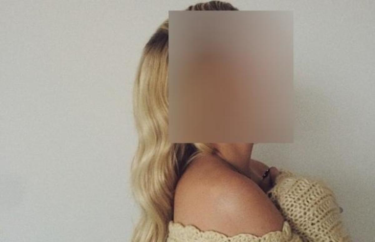 Το διάτρητο δαντελένιο μπλουζάκι της σάρωσε στο instagram