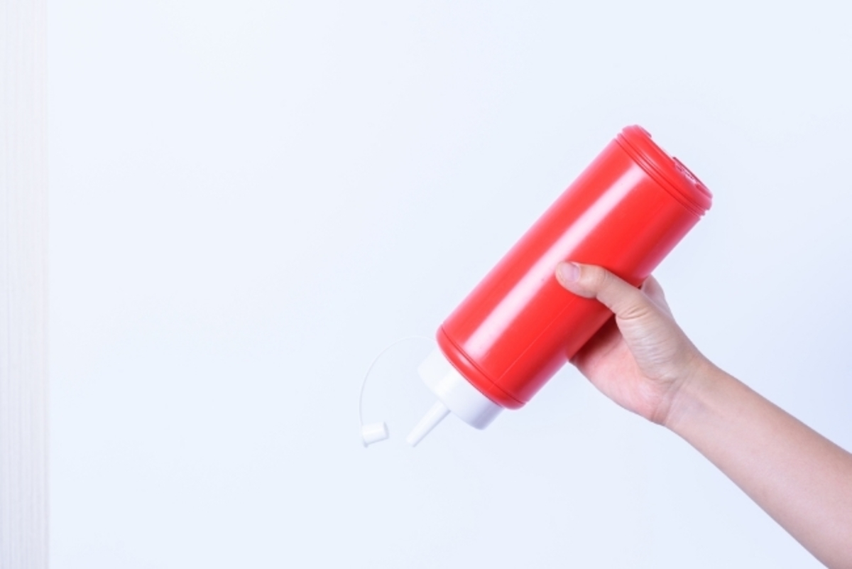 Επιτέλους! Λύθηκε το πρόβλημα της κέτσαπ που “κολλάει” στο μπουκάλι