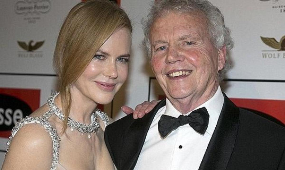 Nεκρός σε τροχαίο ο πατέρας της Nicole Kidman