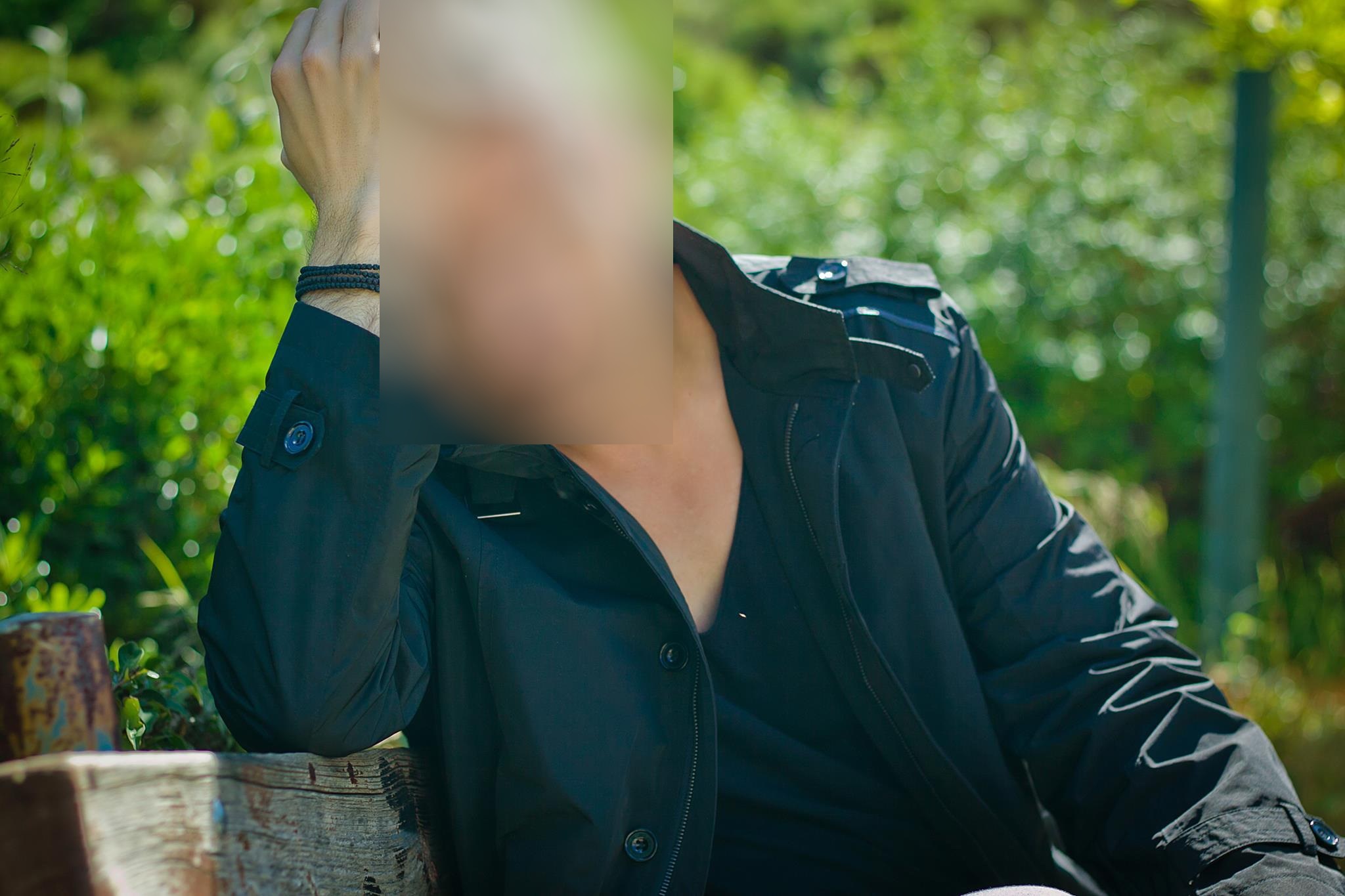 «Κάθισα γυμνός μπροστά στον καθρέφτη και είδα απέναντί μου ένα χοντρό και δυστυχισμένο άνθρωπο»