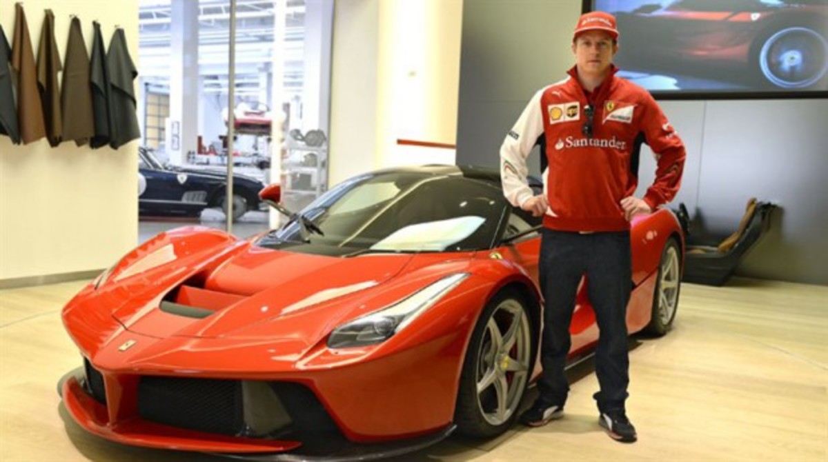 F1: O Mika Hakkinen βλέπει νικητή τον Kimi στην “εσωτερική μάχη” της Ferrari