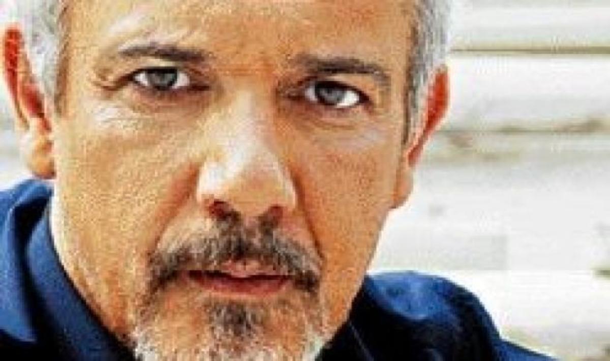Γιώργος Κιμούλης: “Το μέλλον της ανθρωπότητας είναι γυναίκα”!