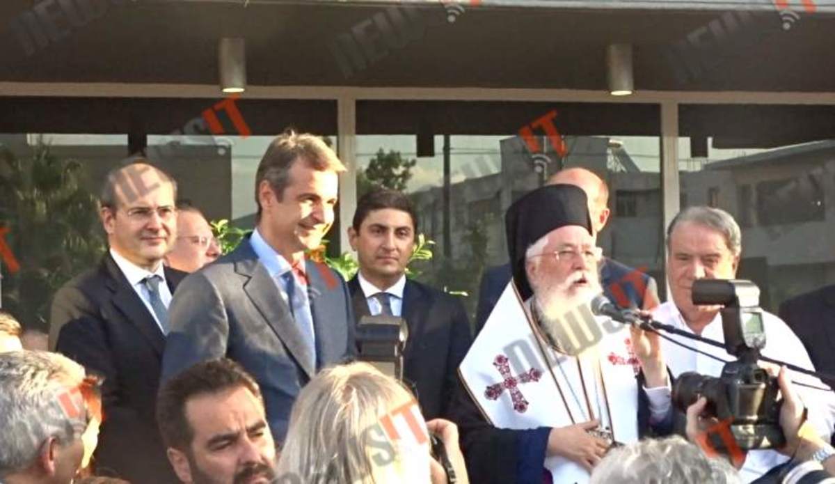 Ιερέας για Κυριάκο Μητσοτάκη