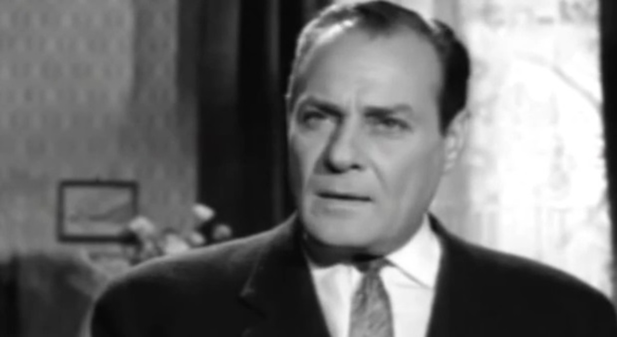 Το ΚΚΕ… τρολάρει την κυβέρνηση για το Eurogroup!