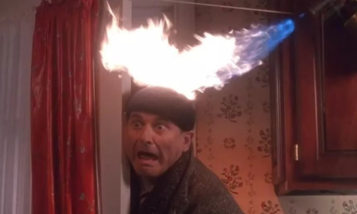 Χριστούγεννα: Γιατροί σχολιάζουν την κλασική ταινία Μόνος Στο Σπίτι (ΒΙΝΤΕΟ)