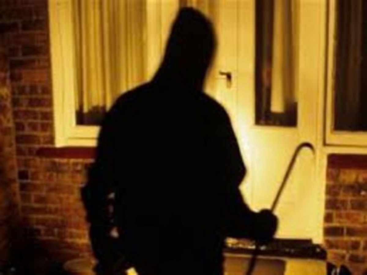 Κόρινθος: Είχαν διαρρήξει… τη μισή Πελοπόννησο – Εξαρθρώθηκε η σπείρα