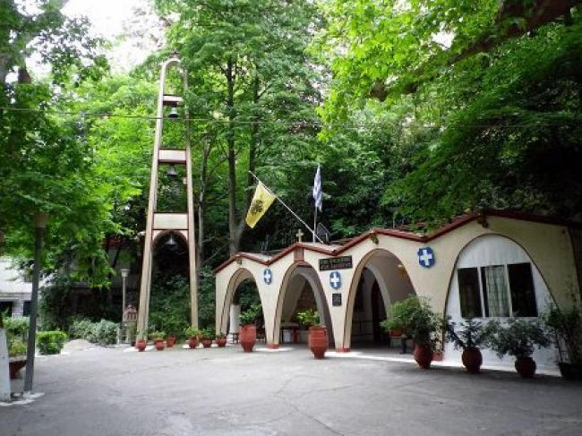 Η Αγία Παρασκευή στην Κοιλάδα των Τεμπών