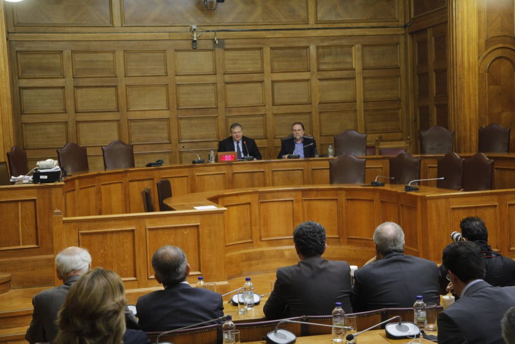 Συνεδριάζει η ΚΟ του ΠΑΣΟΚ μετά το κάλεσμα Τσίπρα στους βουλευτές