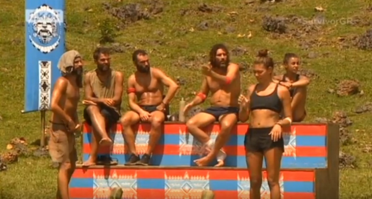 Ένταση μεταξύ Κοκκινάκη – Σπαλιάρα στο Survivor! «Σου λέω κάτι και μου τη… λες;»