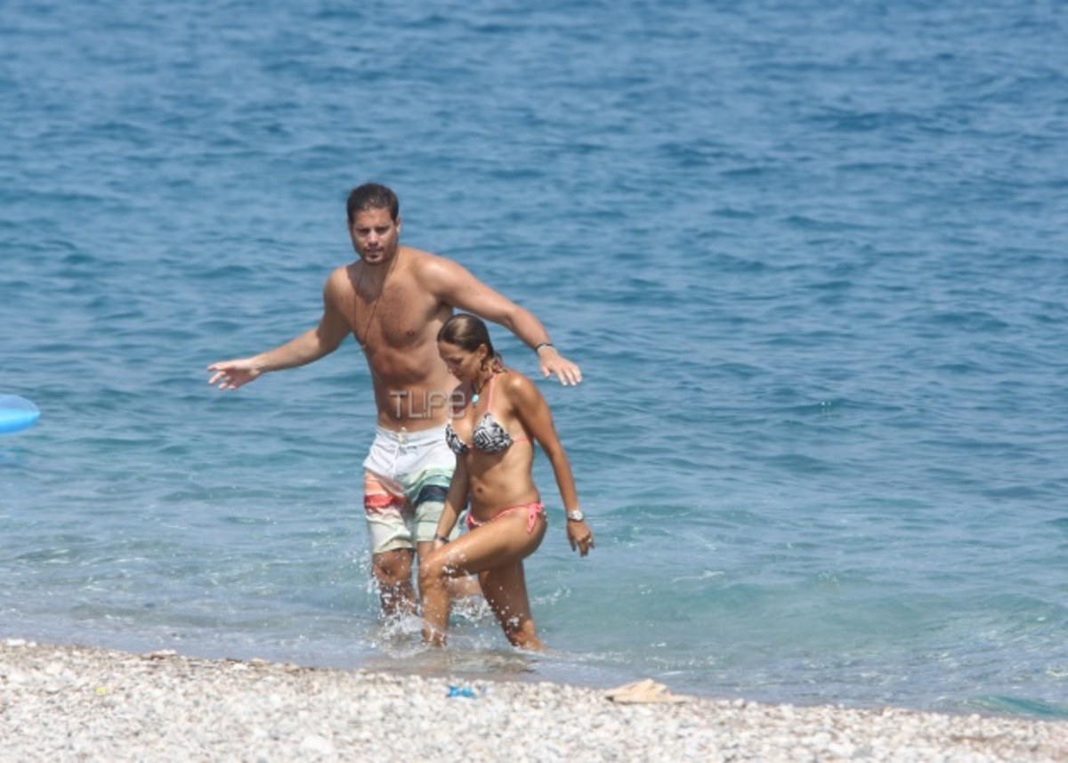 Έλλη Κοκκίνου – Γιώργος Μπόγρης: Ερωτευμένοι στις παραλίες της Ρόδου! Φωτογραφίες