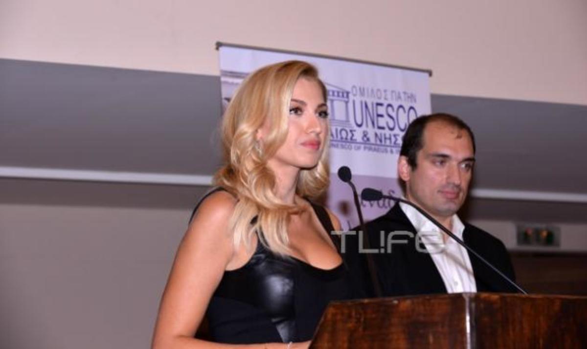 Κωνσταντίνα Σπυροπούλου: Παρουσιάστρια σε εκδήλωση για την επιστροφή των Μαρμάρων!