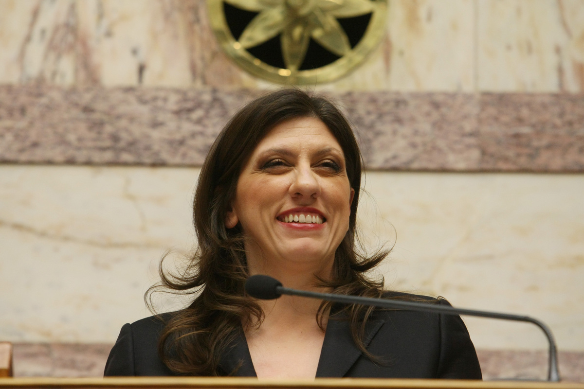 Κωνσταντοπούλου: “Άκυρος” ο συμβιβασμός του ελληνικού Δημοσίου με την Siemens