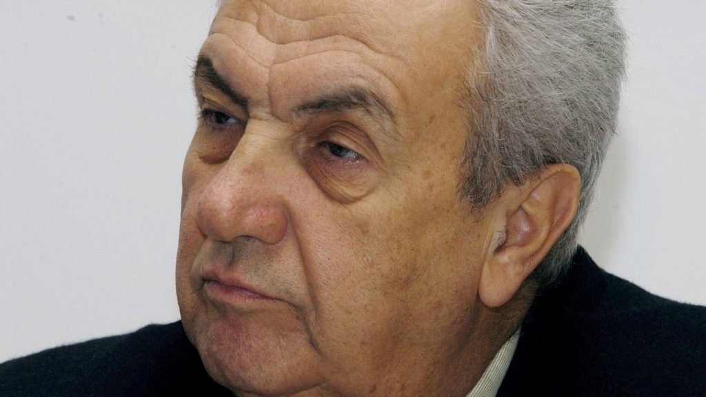 Η ΠΟΕΣΥ στέλνει μήνυμα στον Δημήτρη Κοντομηνά: «Η καταβολή μισθού είναι υποχρέωση και όχι χάρη»