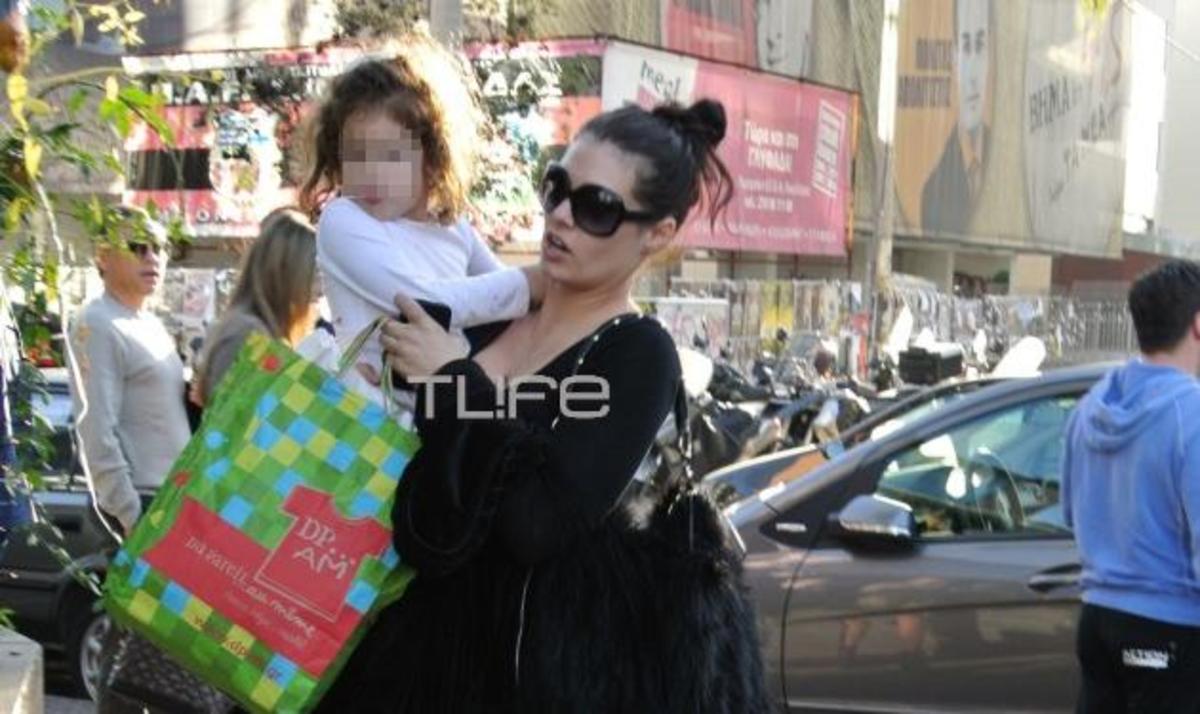 Μ. Κορινθίου: Γιορτινές βόλτες στη Γλυφάδα με την μικρή Ισμήνη! Φωτογραφίες