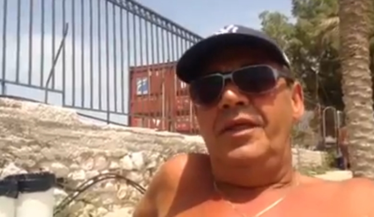 Γεμάτες κόσμο οι παραλίες