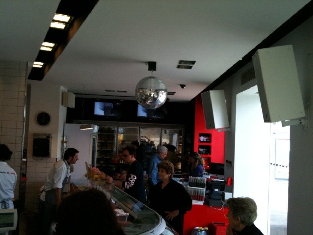 Ψώνια μετά... μουσικής ΦΩΤΟ NEWSIT