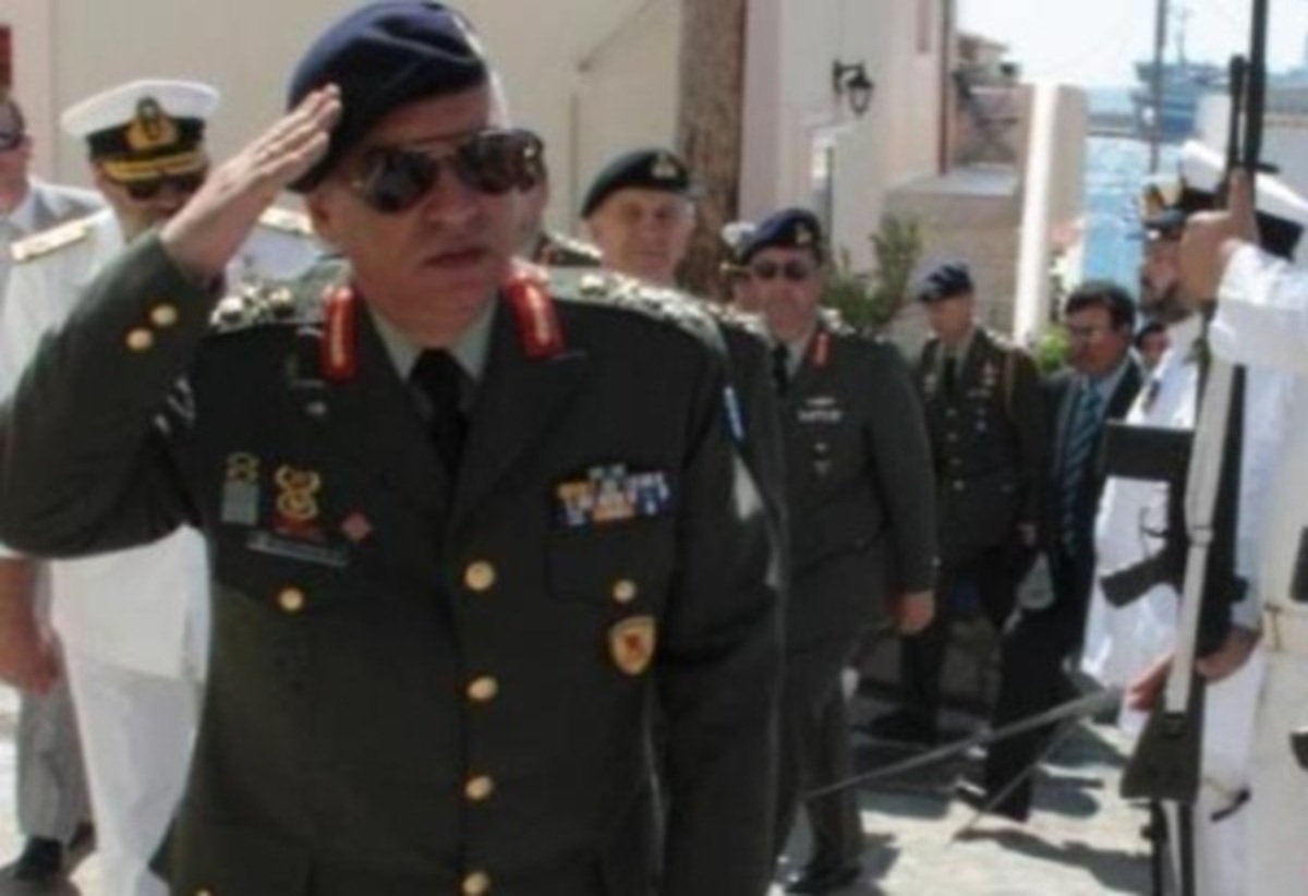 “Ούτε ένα ευρώ μείωση μισθών στρατιωτικών ” – Παρέμβαση του Α/ΓΕΕΘΑ