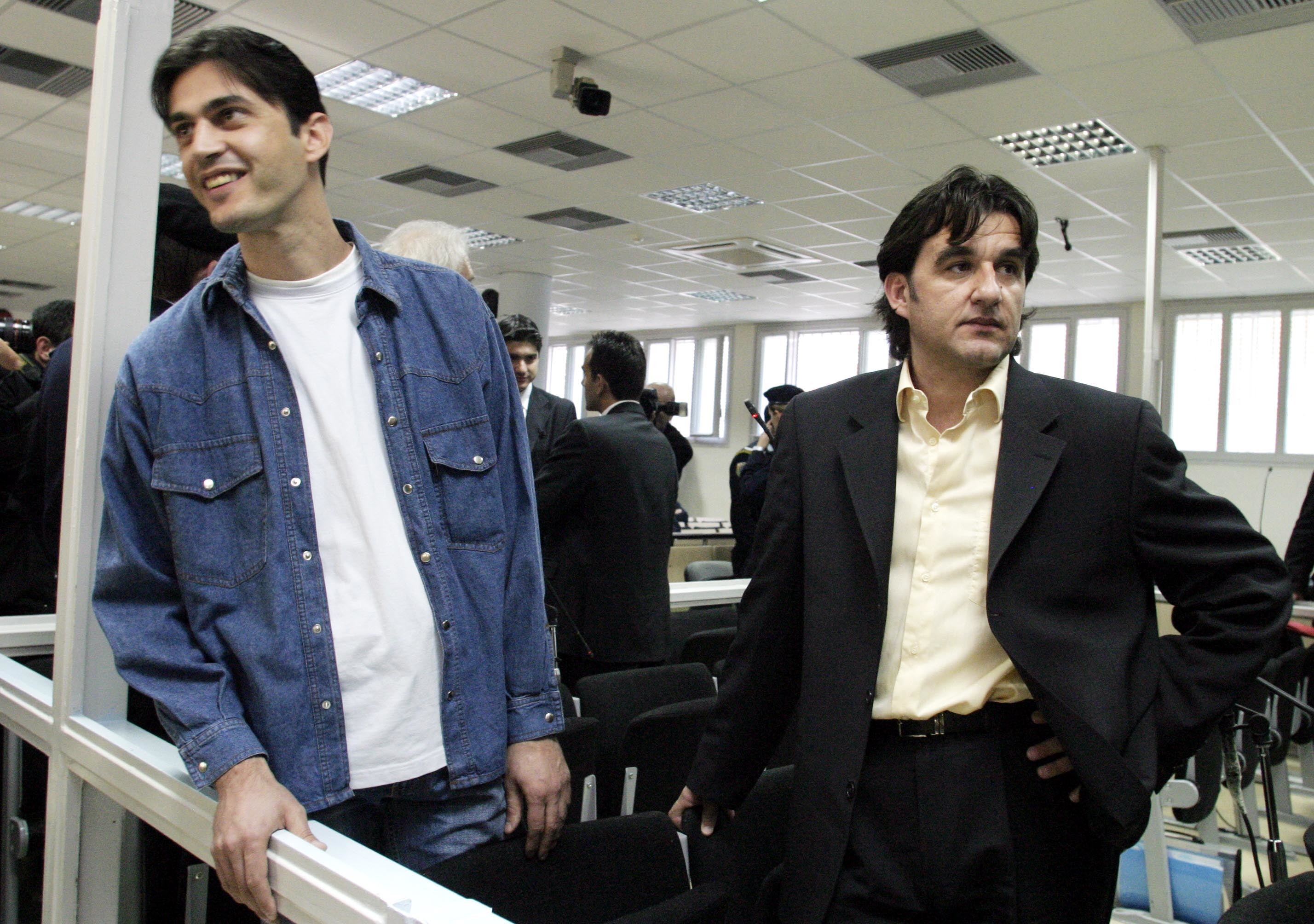 Εσπευσμένα στο νοσοκομείο ο Κωστάρης της 17 Νοέμβρη μετά την απεργία πείνας