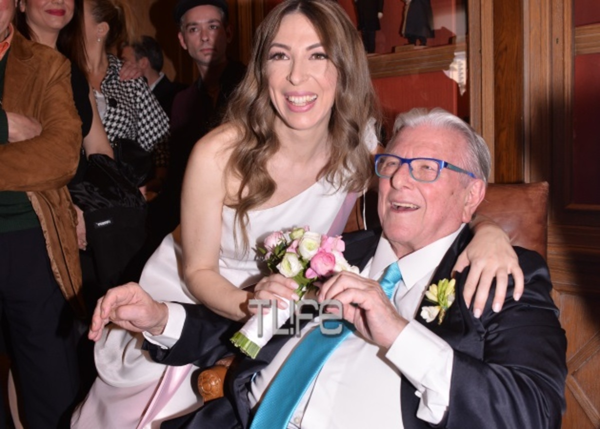 Όλο το θέατρο στο γάμο του Κώστα Βουτσά και της Αλίκης Κατσαβού! ΦΩΤΟ