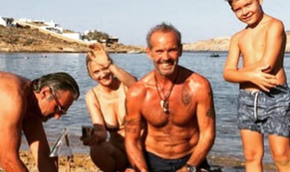 Πέτρος Κωστόπουλος: Έχει τεράστια αδυναμία στο γιο του Μάξιμο!