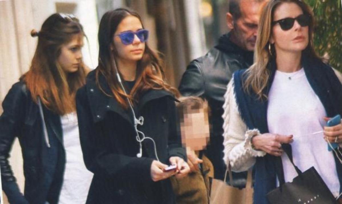 Πέτρος Κωστόπουλος – Τζένη Μπαλατσινού: Χριστουγεννιάτικα ψώνια με τα παιδιά τους!