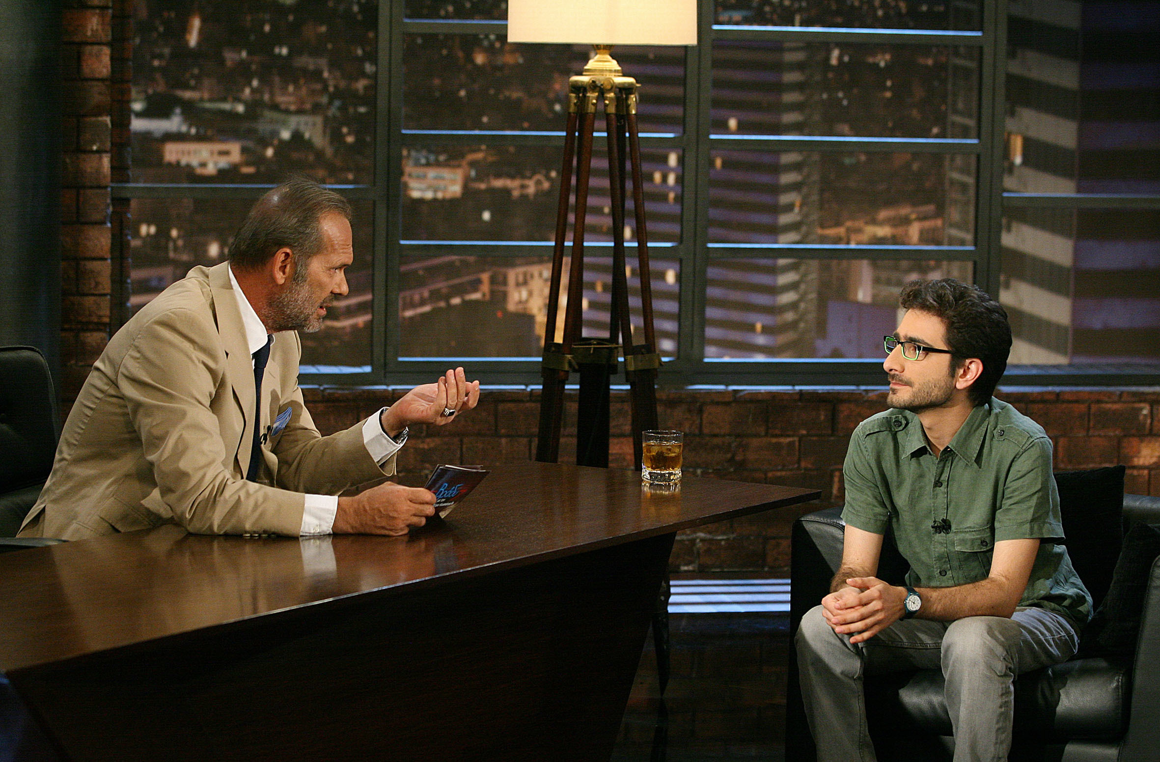 Ποιους… καίει ο Κωστόπουλος;