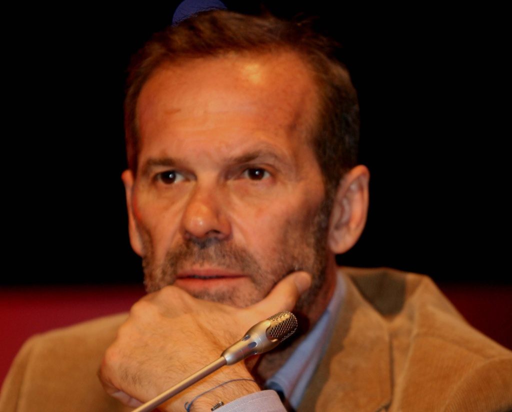 Ο Κωστόπουλος τα βάζει… με τον Τράγκα