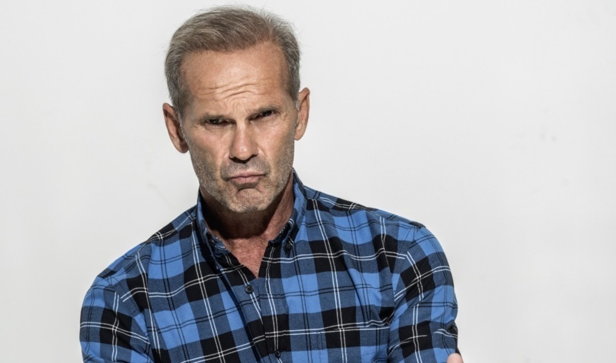 Θα εμφανιστεί πρώτη φορά σε βραδινή εκπομπή, απόψε στον Κωστόπουλο