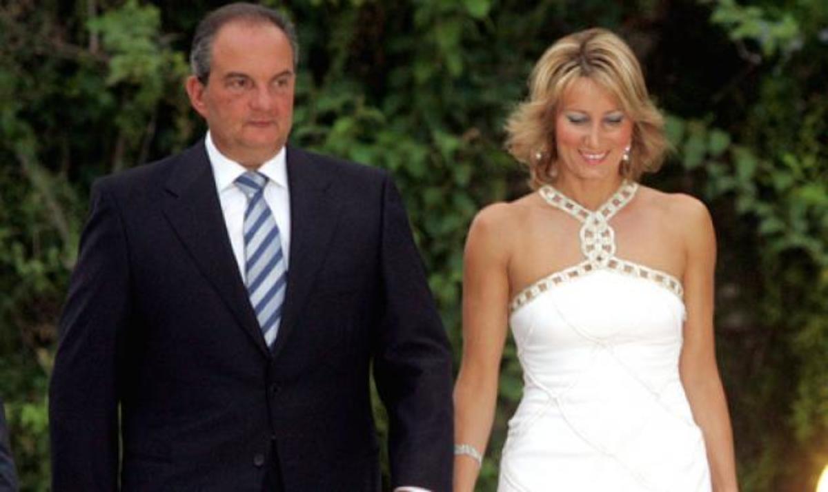 Νατάσα Καραμανλή: Πάντρεψε τη συνεργάτιδα του συζύγου της!