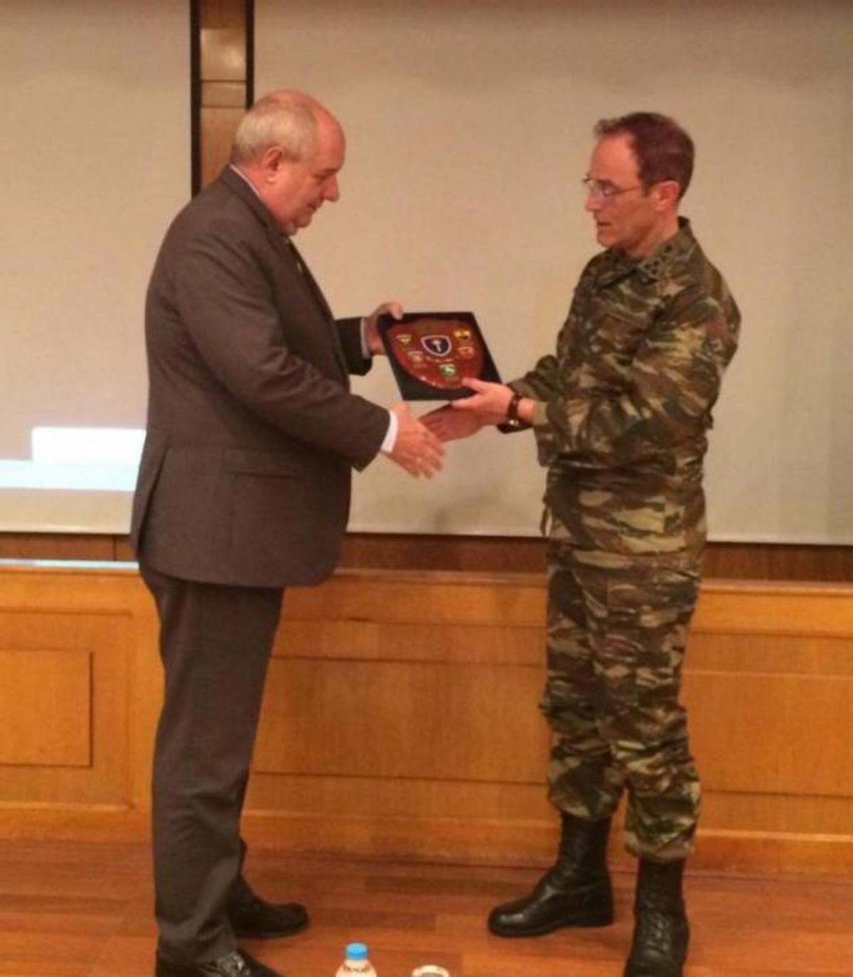 O Υφυπουργός Εξωτερικών στο Δ΄ Σώμα Στρατού στην Ξάνθη [pics]