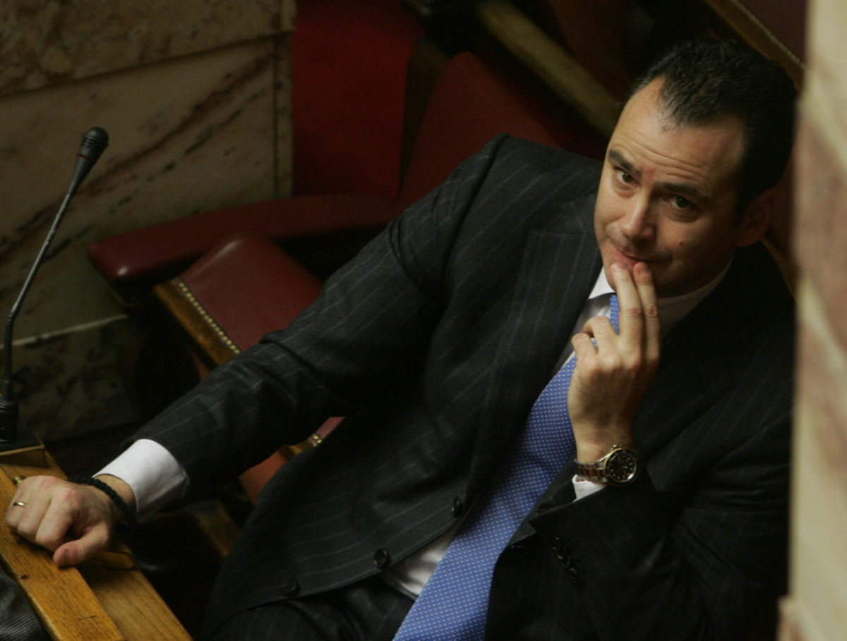 Παραιτήθηκε ο υφυπουργός Παιδείας Κώστας Κουκοδήμος!