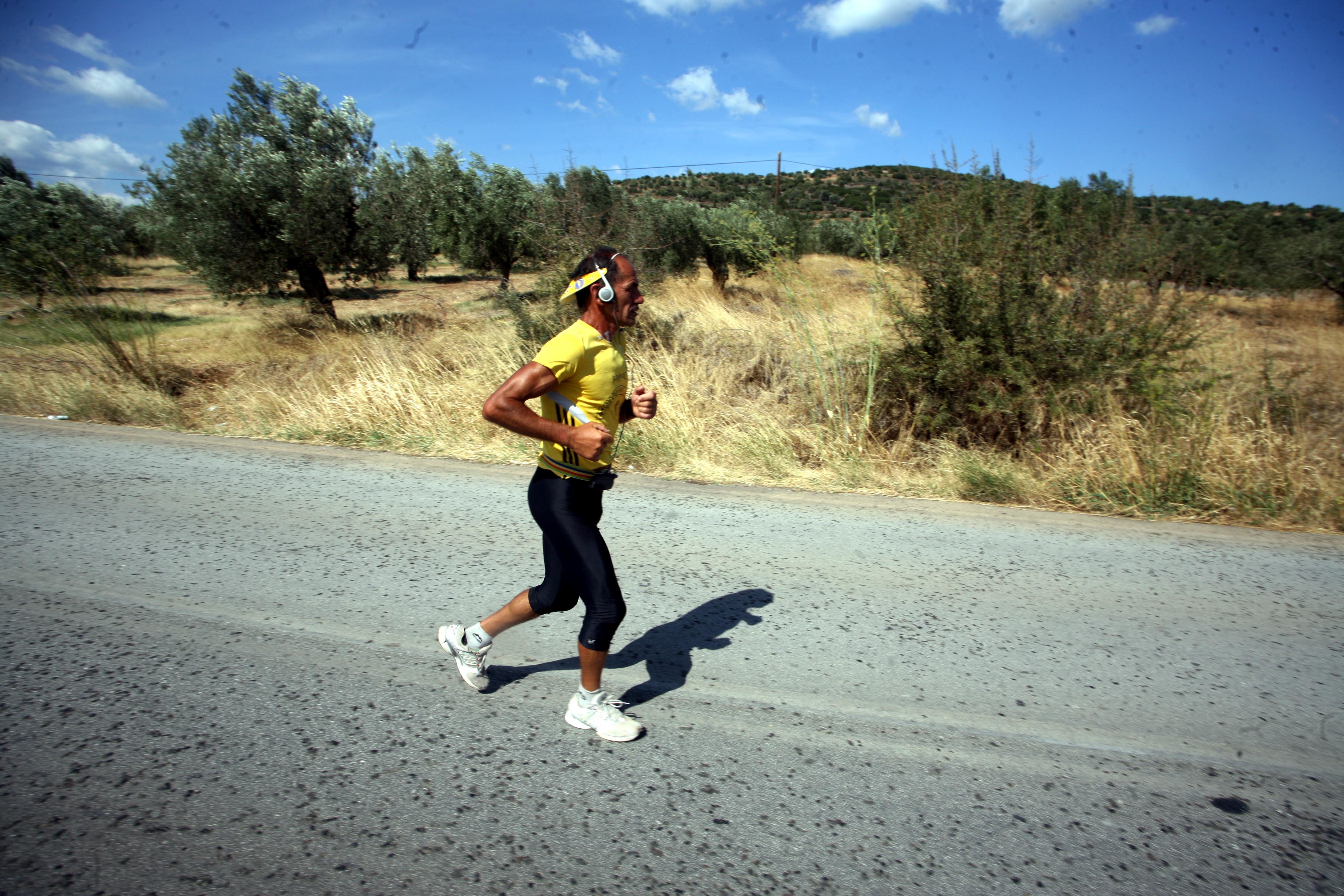 Τιμητικές εκδηλώσεις στα Χανιά για τον υπεραθλητή Γιάννη Κούρο που θα τρέξει 75 χλμ