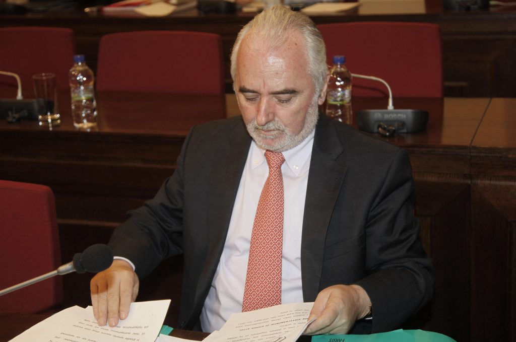 Γιατί καθυστερεί το εφάπαξ των 2.000 ευρώ στις πολύτεκνες μητέρες