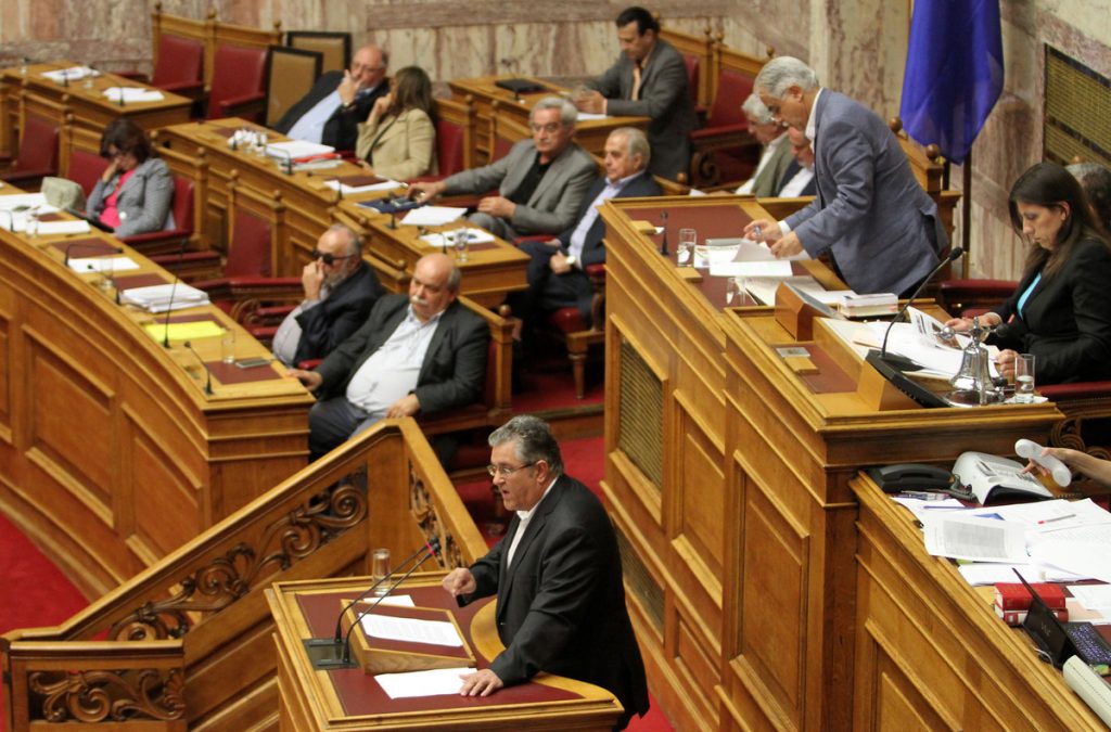 Νέος καυγάς της Ζωής με τον Δημήτρη Κουτσούμπα για τον Βαρουφάκη
