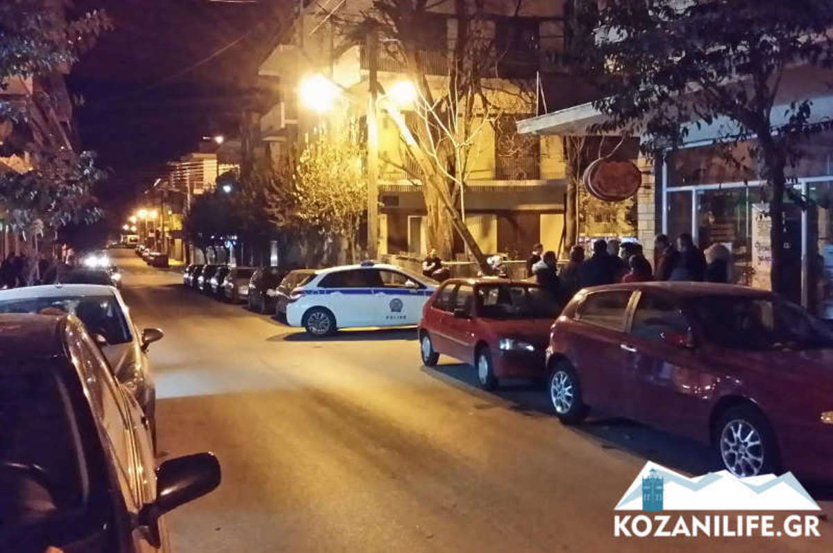 Τρόμος στην Κοζάνη! Στρατιωτικός άρχισε να πυροβολεί από το μπαλκόνι του! [vids]
