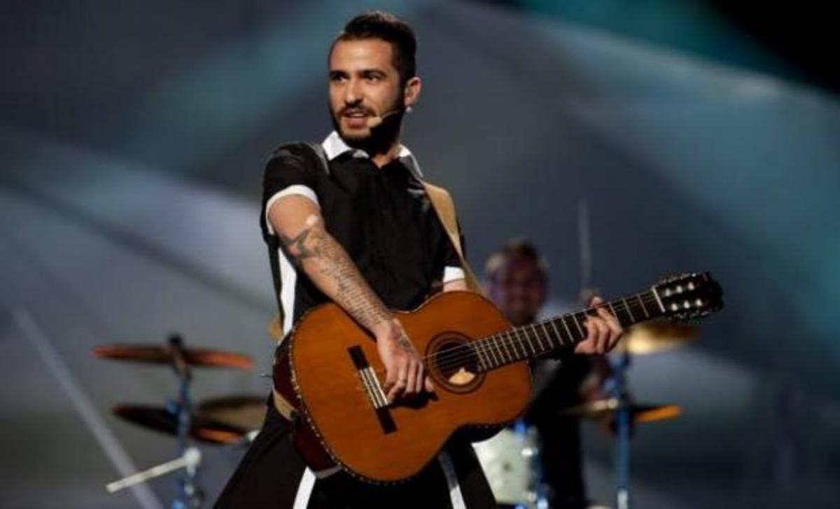 Η αντίδραση του Ηλία Κόζα στα σχόλια για το τραγούδι που έγραψε στον Μαρτάκη