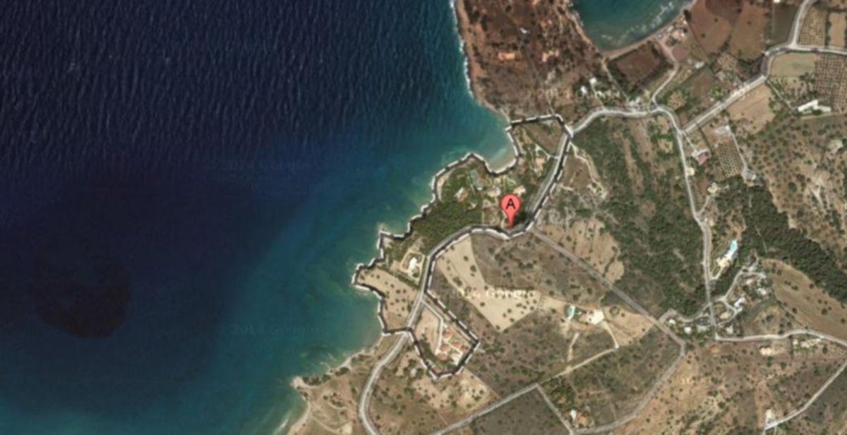 Σάλος από τη βίλα του ολλανδού βασιλιά στο Κρανίδι Αργολίδας – Καταγγελίες για παράνομη προβλήτα στον αιγιαλό – Τι απαντά η κυβέρνηση