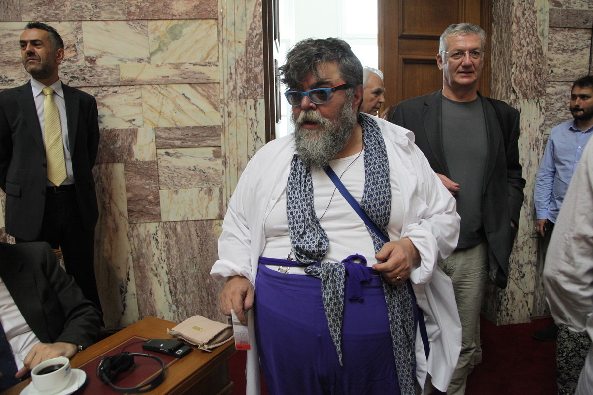 Και ο Σταμάτης Κραουνάκης στην Επιτροπή Αλήθειας της Ζωής! ΦΩΤΟ