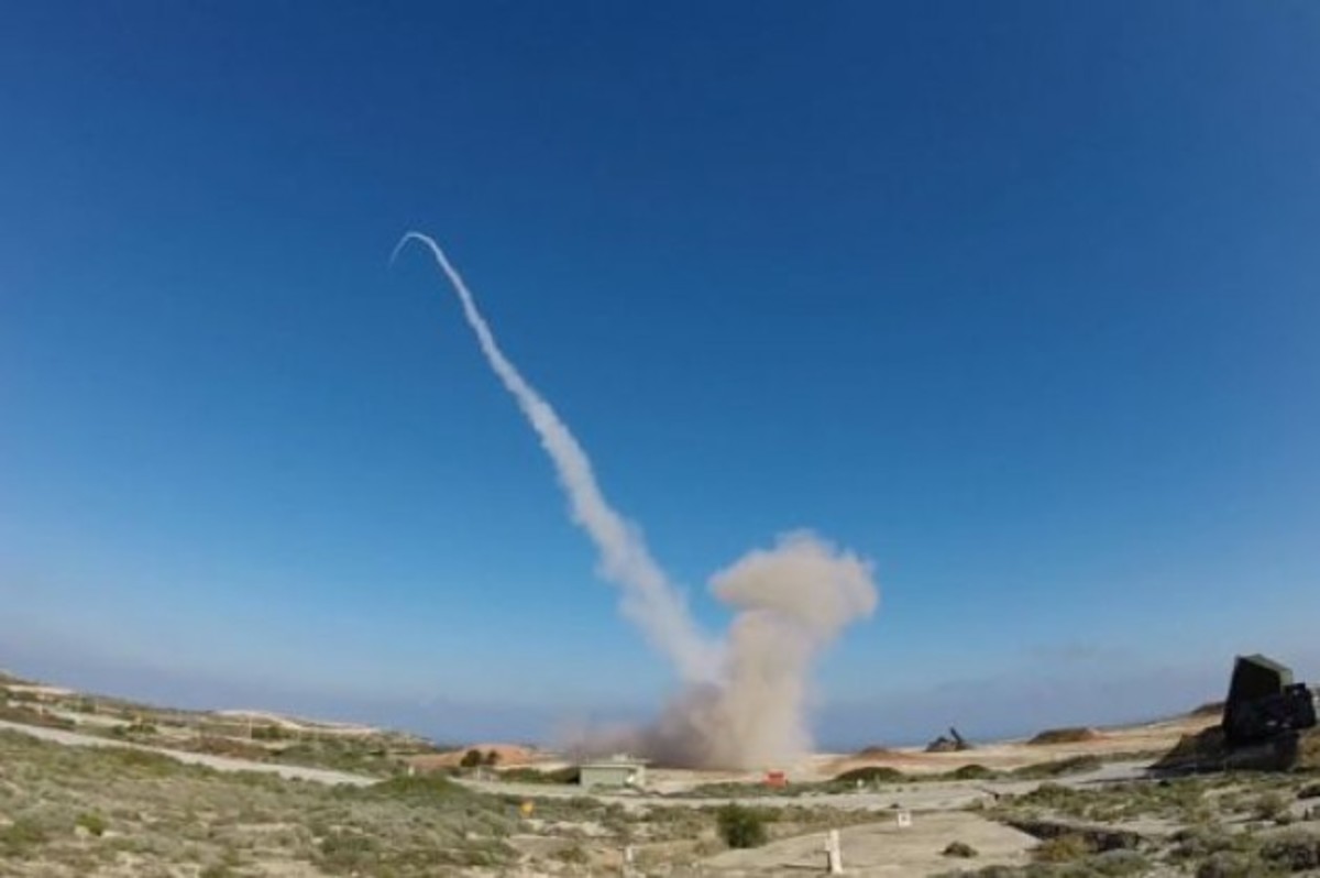 Βολή Οπλικού Συστήματος PATRIOT στο Πεδίο Βολής Κρήτης – Εντυπωσιακές φωτογραφίες