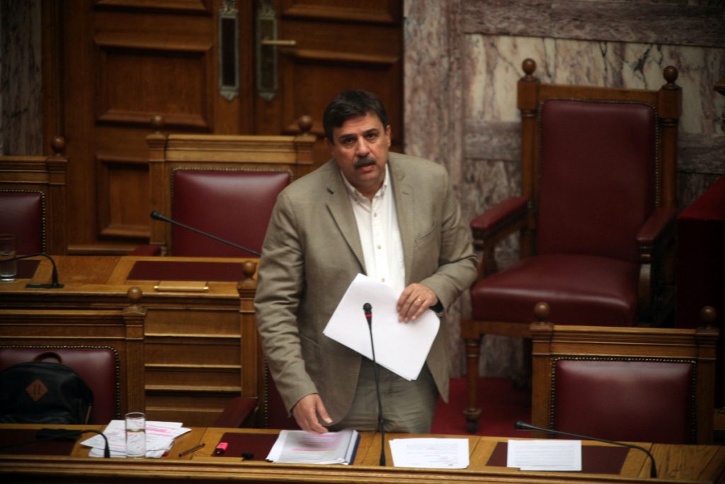 Περίεργη δήλωση του Ξανθού για το κίνημα “Παραιτηθείτε”: Είναι αίτημα πολιτικής ανατροπής”