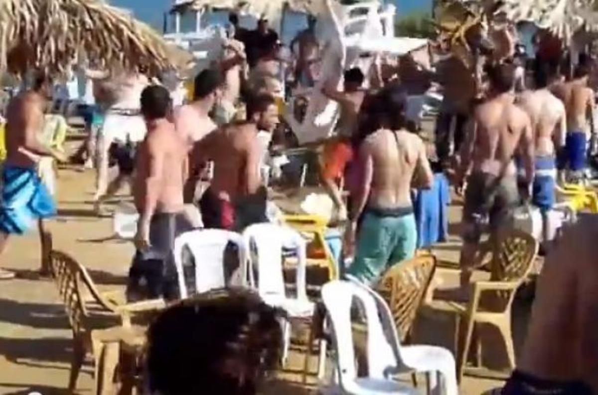 ΑΠΙΣΤΕΥΤΟ ξύλο και καρεκλοπολεμος στην παραλία! ΔΕΝ θα το πιστεύετε τι έγινε!