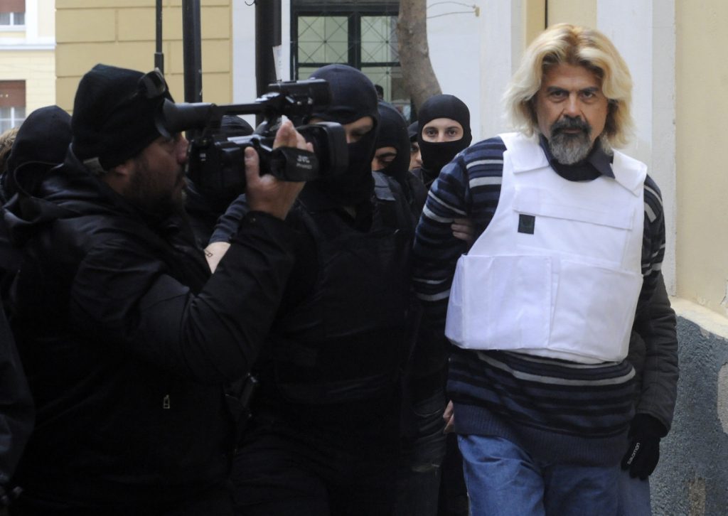 Οι Πυρήνες της Φωτιάς σκόπευαν να δολοφονήσουν τον Χριστόδουλο Ξηρό – Τι αποτυχίες του χρέωναν και τι σήμαινε ο κωδικός “απόλυση”