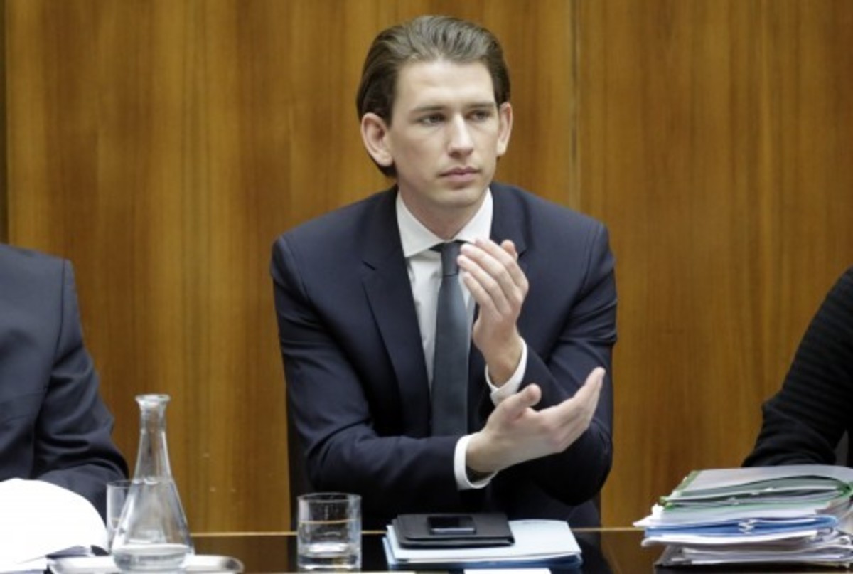 Στάζει πάλι… δηλητήριο για την Ελλάδα ο Αυστριακός ΥΠΕΞ